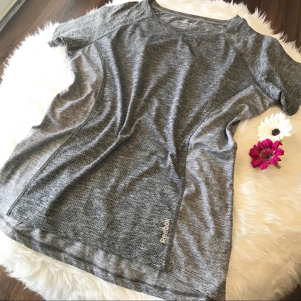 Reebok Athletic Gray Top Large Gym Workout Tee